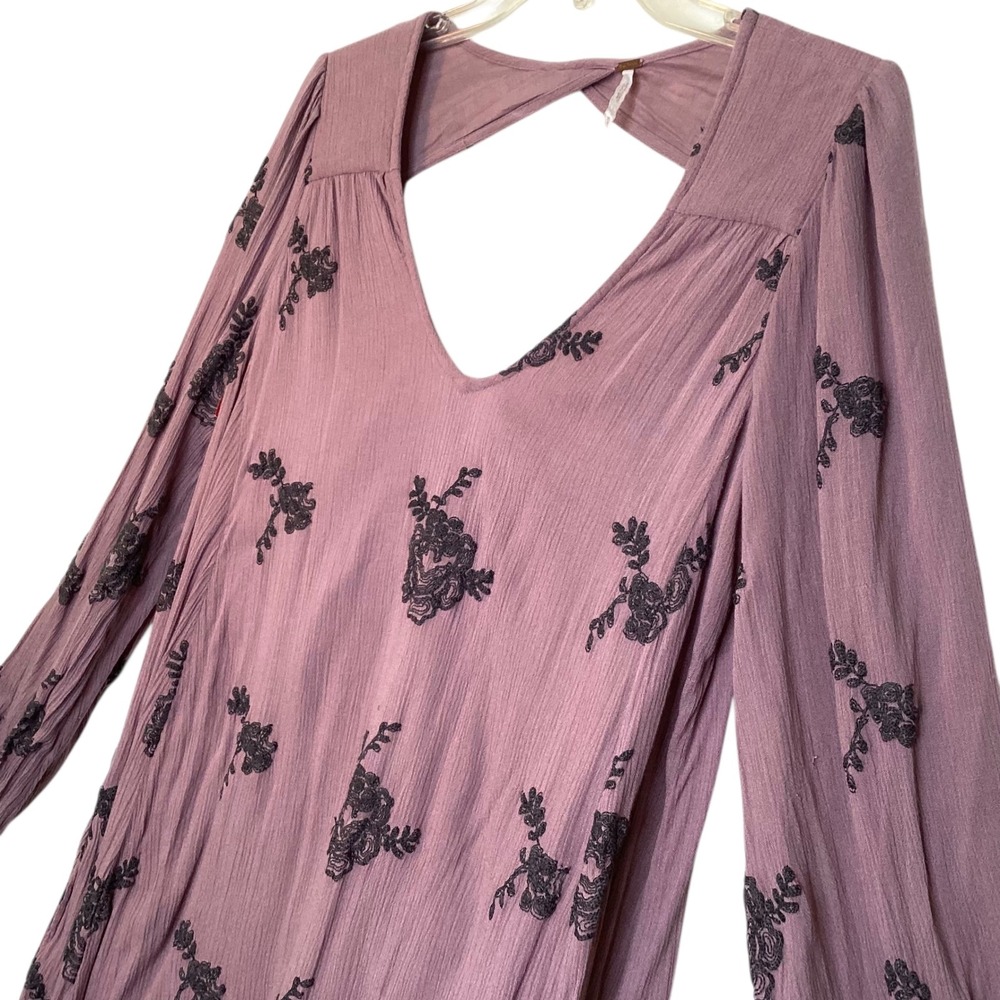 Free People Austin Dress Sz M Mauve Embroidered Mini Open Back Boho Festival EUC - Picture 3 of 9